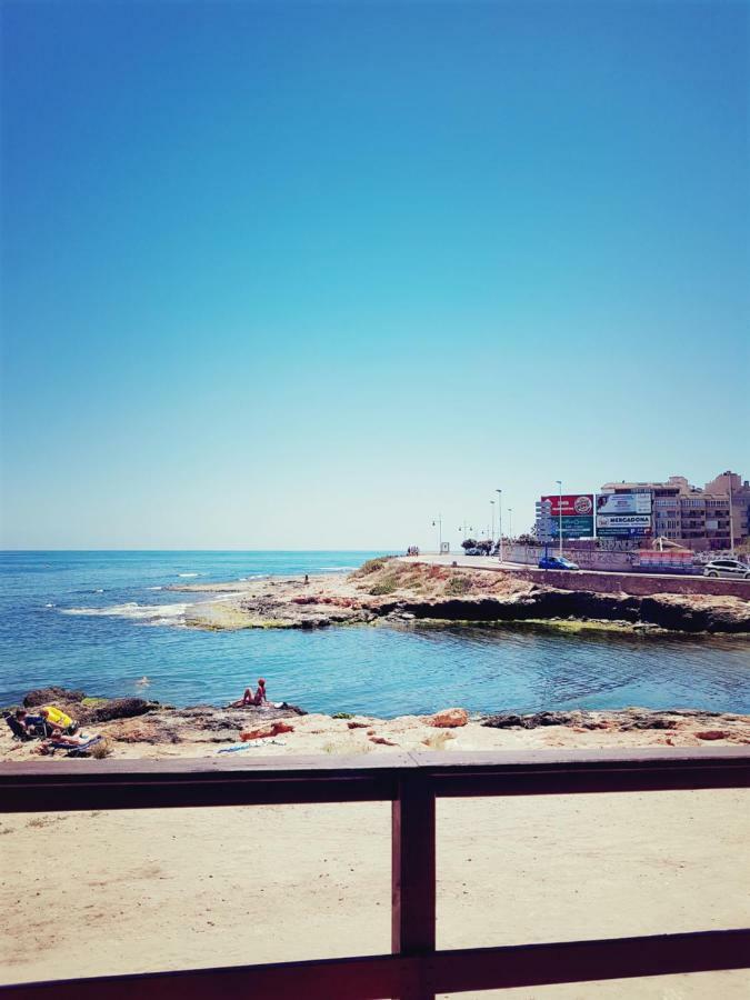 Cosy Studio Apartment In Torrevieja Ngoại thất bức ảnh