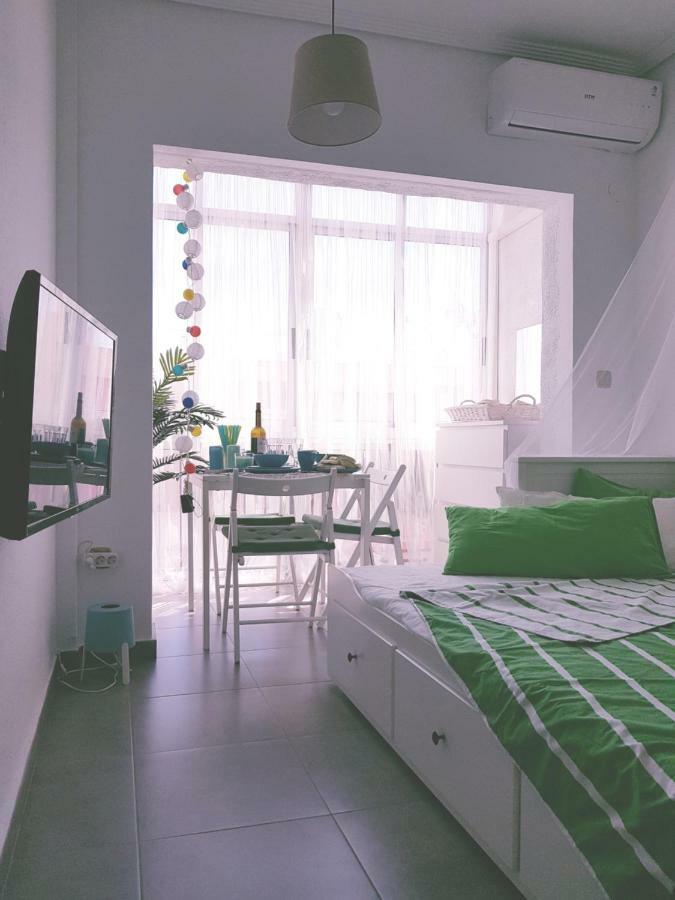 Cosy Studio Apartment In Torrevieja Ngoại thất bức ảnh